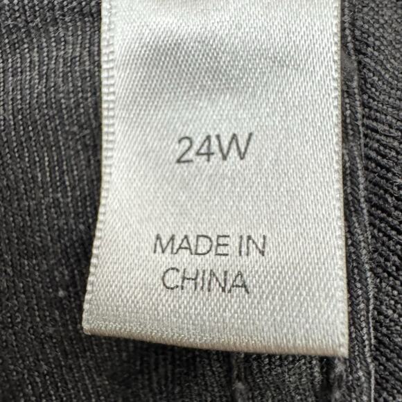 CJ Banks Plus Capri Jeans 24W Plus Slimming Embroidered Boho Tribal Festival - Picture 8 of 11